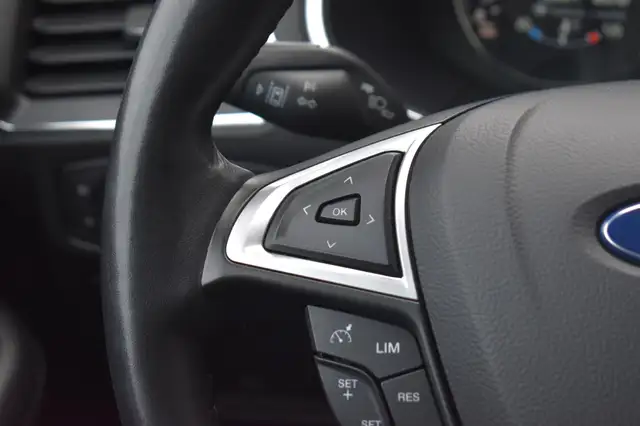 Ford S-Max view 17