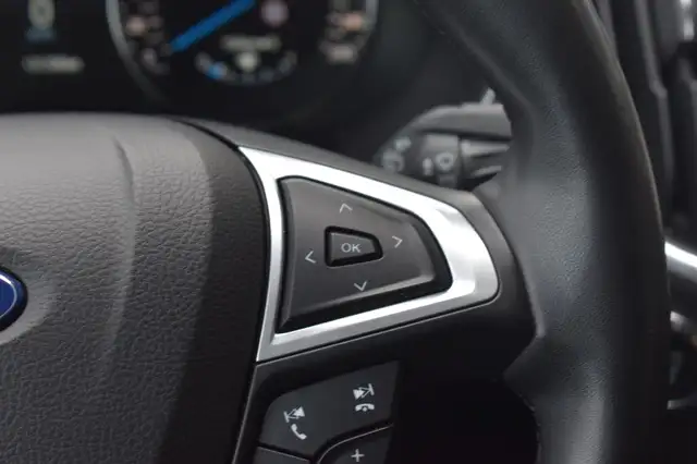 Ford S-Max view 18