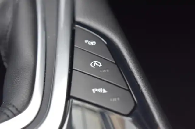 Ford S-Max view 25