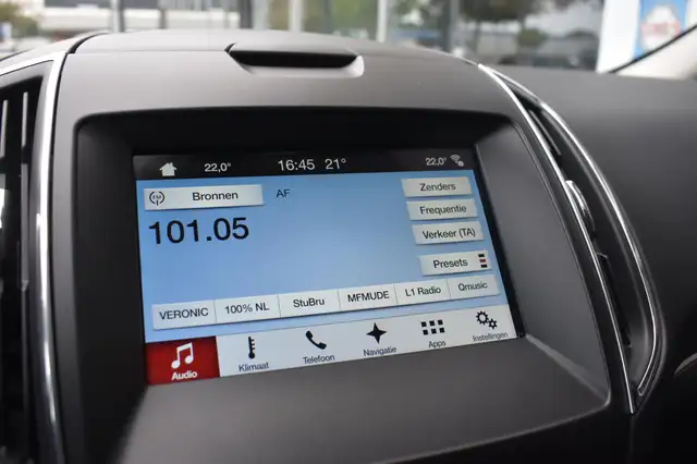 Ford S-Max view 30