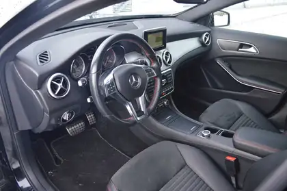 Annonce voiture d'occasion Mercedes-Benz GLA 220 - CARADIZE