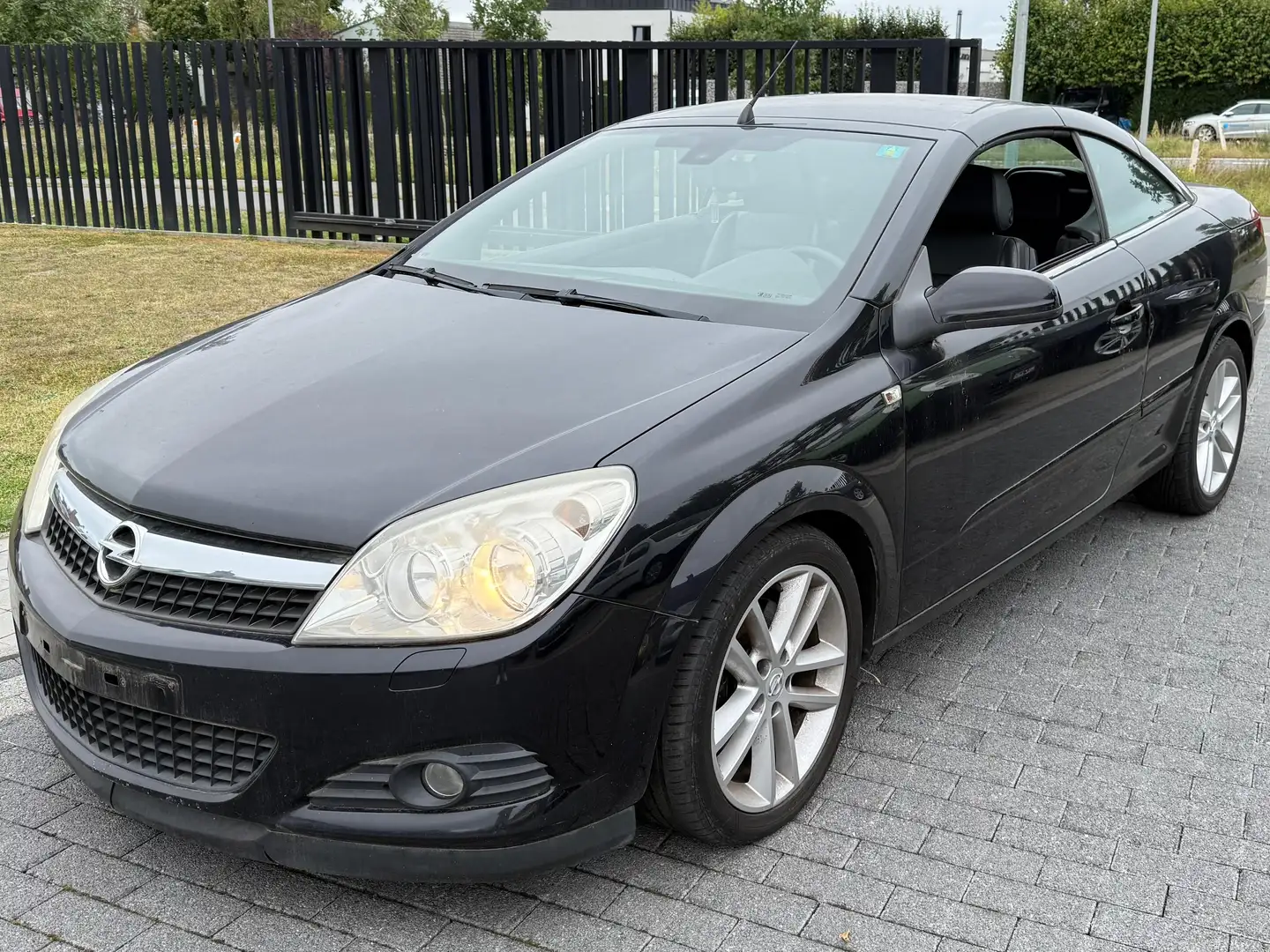 Opel Astra Astra Twin Top 1.9 CDTI Cosmo * LEDER - 1