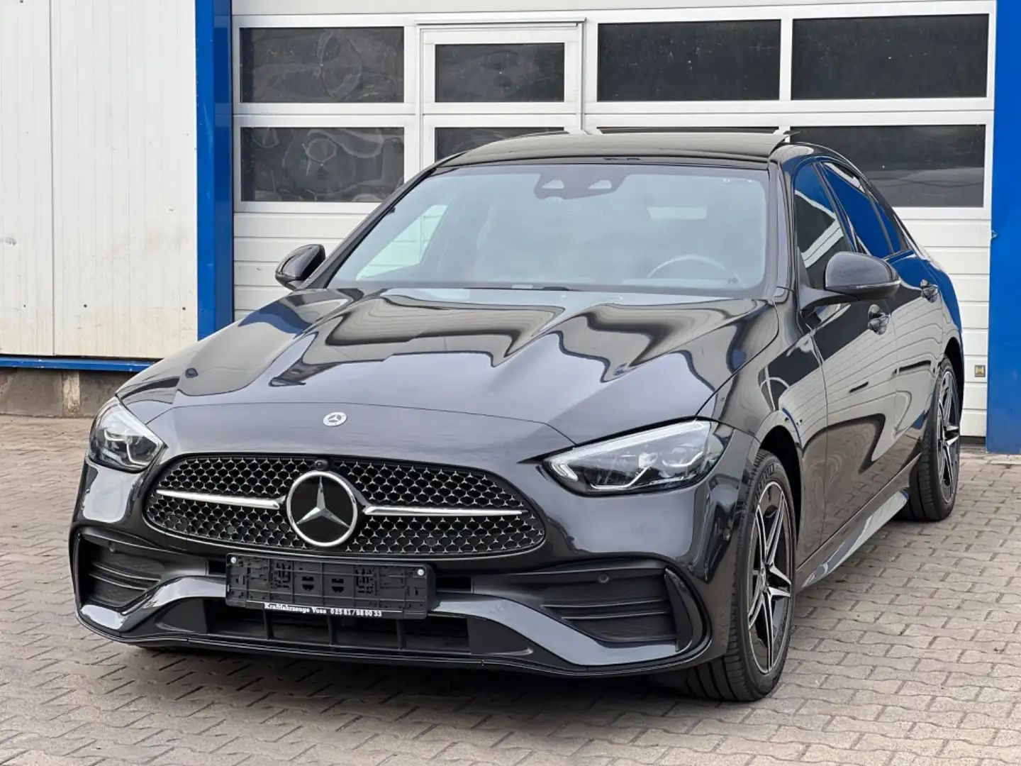 Mercedes-Benz C 300 e 9G-Tronic  AMG-LINE/NIGHT/PANO/DISTRONIC Gris - 2