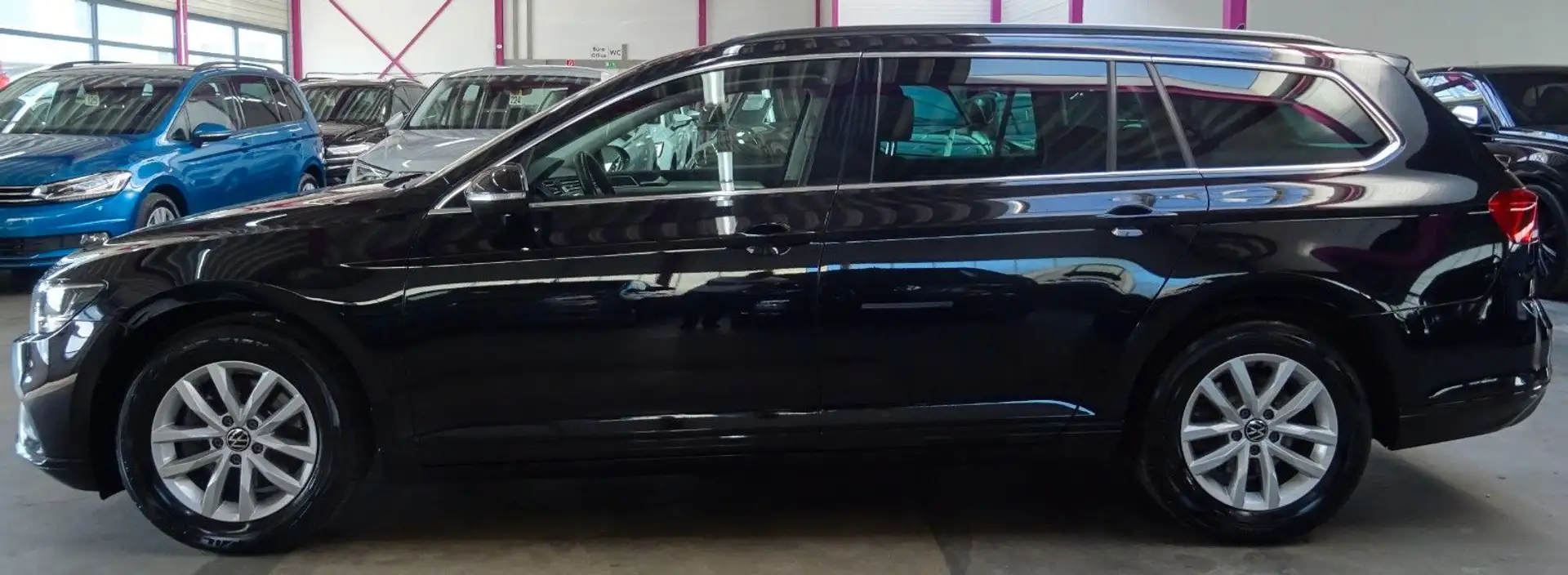 Volkswagen Passat Variant PASSAT 2.0 TDI CL.*ACC*AHK*CAM*SHA*MASSAGE* Noir - 2