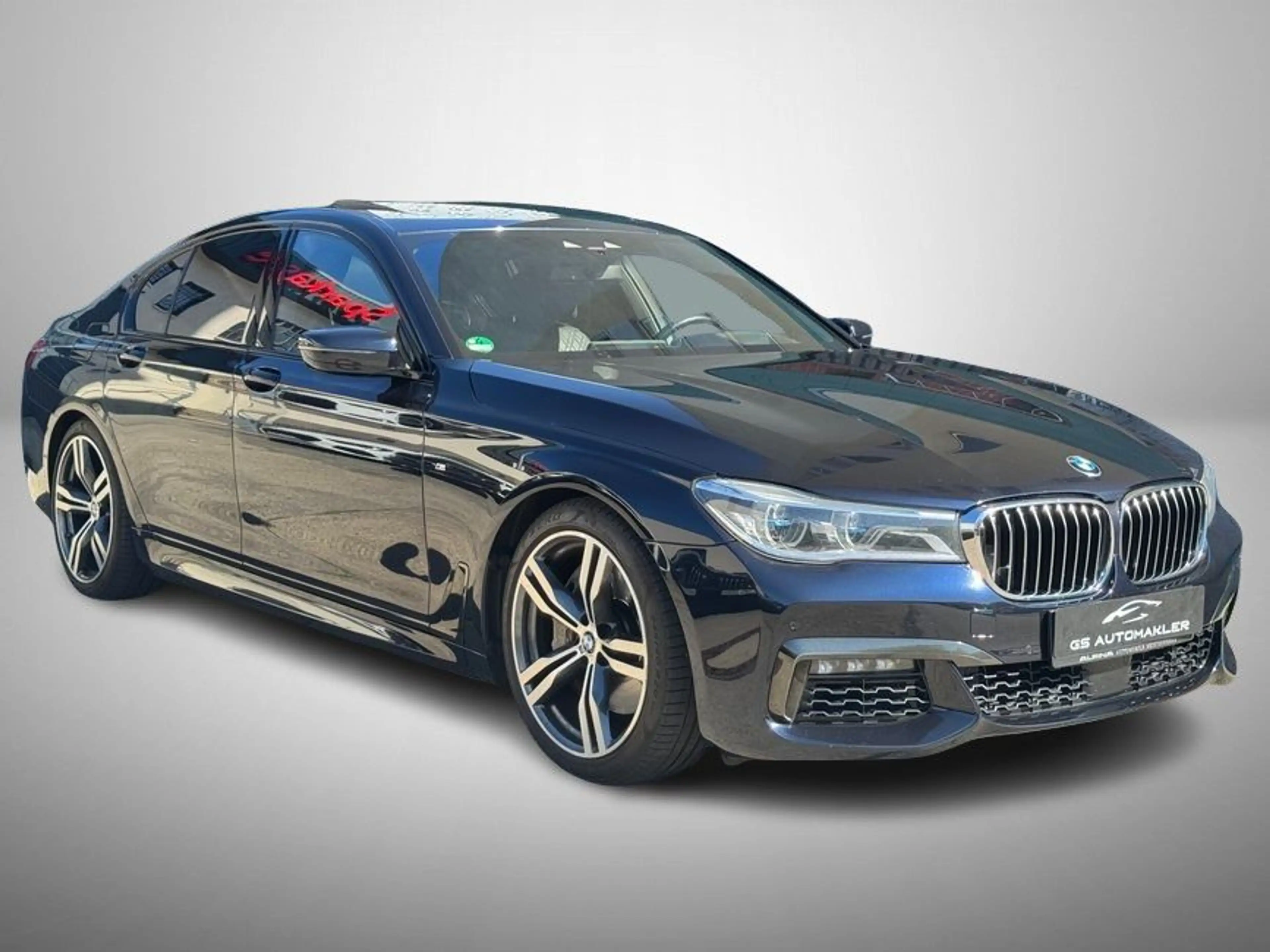 BMW 750 i xDrive Massage B&W Einzelsitze TV VOLL