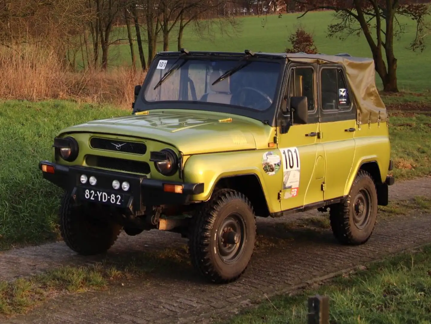 UAZ 469 B Vert - 1
