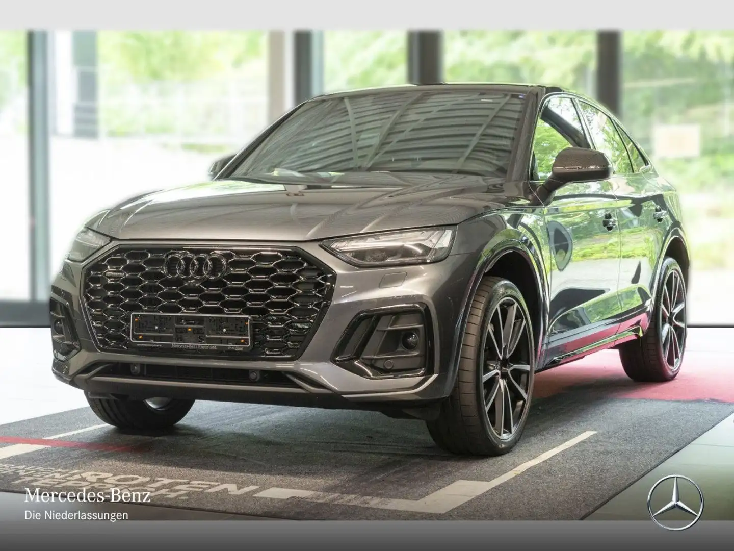 Audi Q5 Sportback 40 TDI quattro 2x S Line/Matrix/Kam Grau - 2