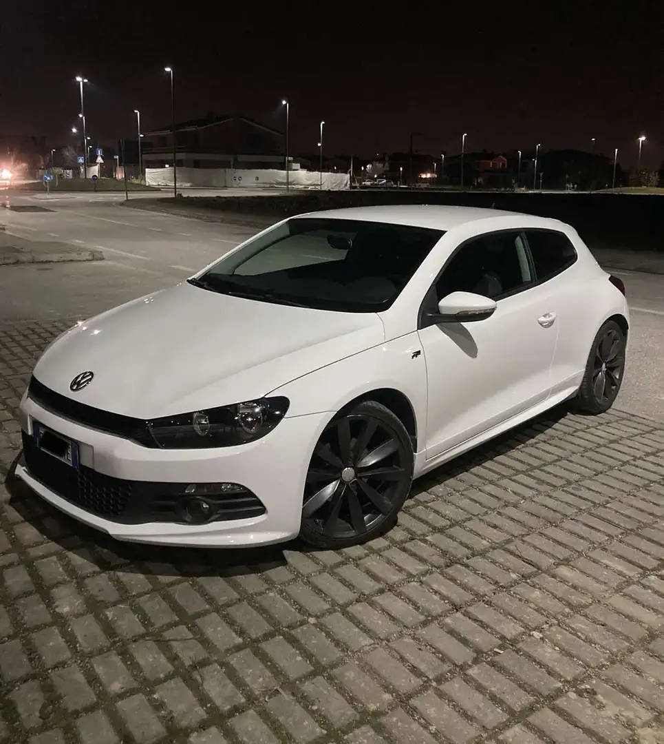 Volkswagen Scirocco 1.4 tsi bm 122cv - 1