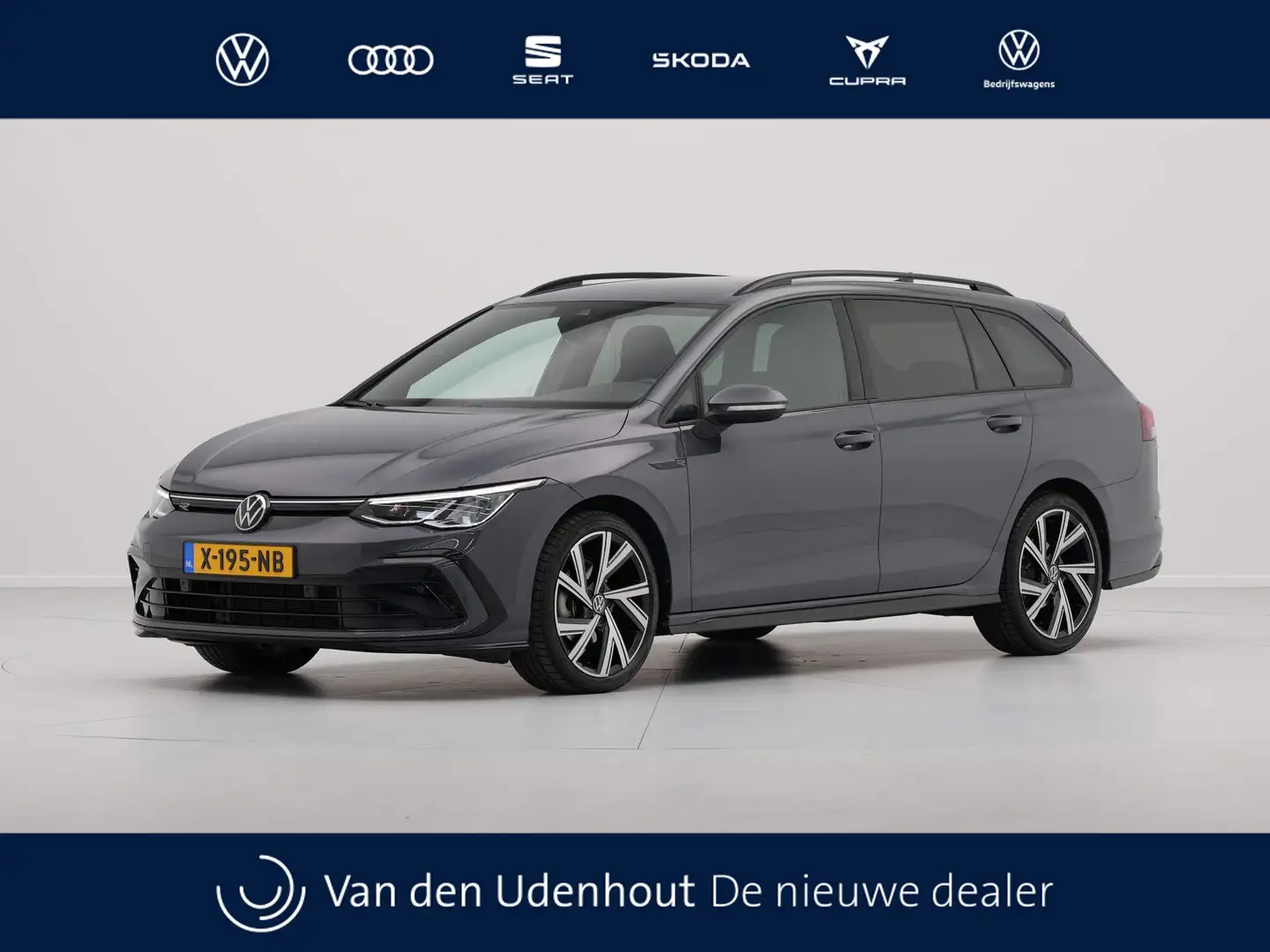 Volkswagen Golf Variant 1.5 eTSI 130pk DSG R-Line Navigatie Pdc Clima Acc Grijs - 1