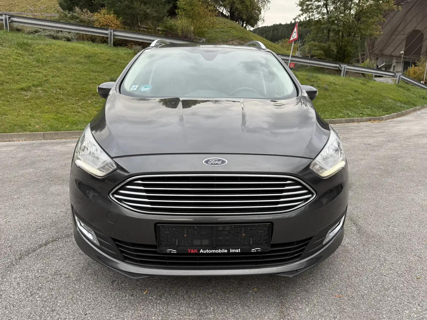 Ford Grand C-Max Titanium Grau - 2