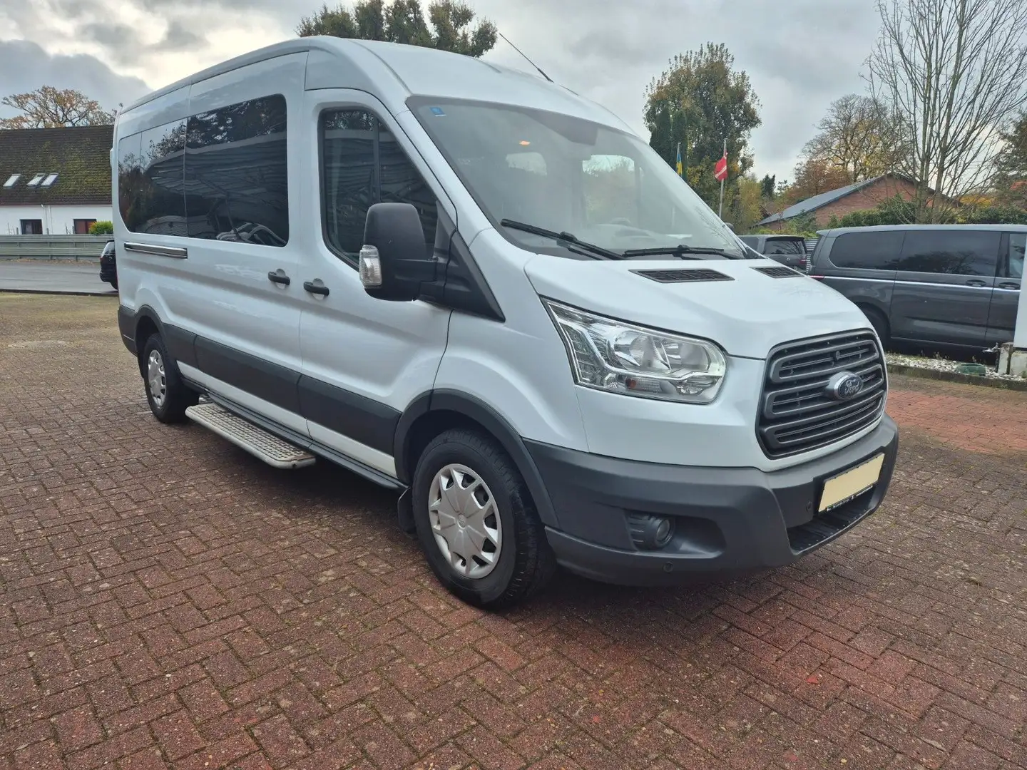 Ford Transit Kombi 350 L3 Trend Rollstuhl-Lift 6Sitze Weiß - 2