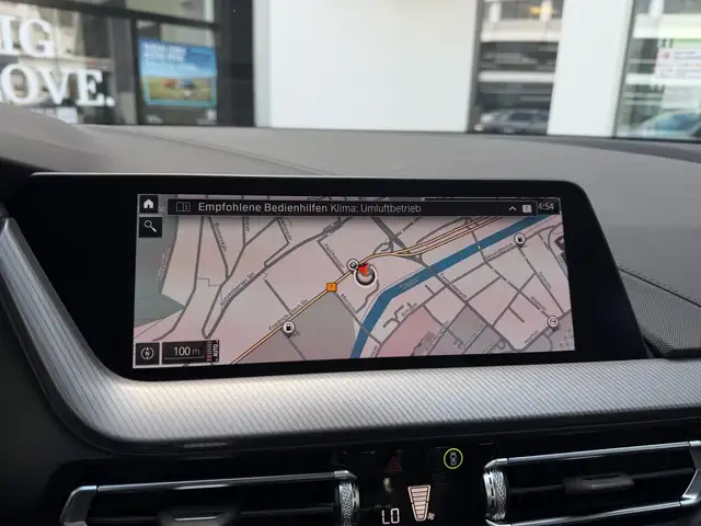 BMW 2 Series view 8