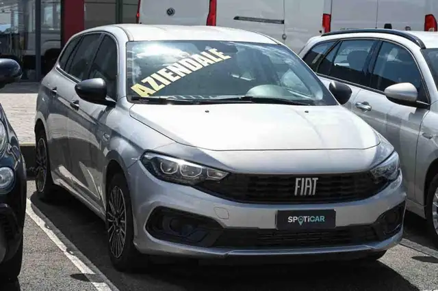 Fiat Tipo view 3