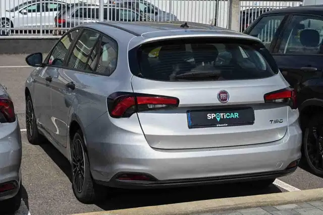 Fiat Tipo view 6