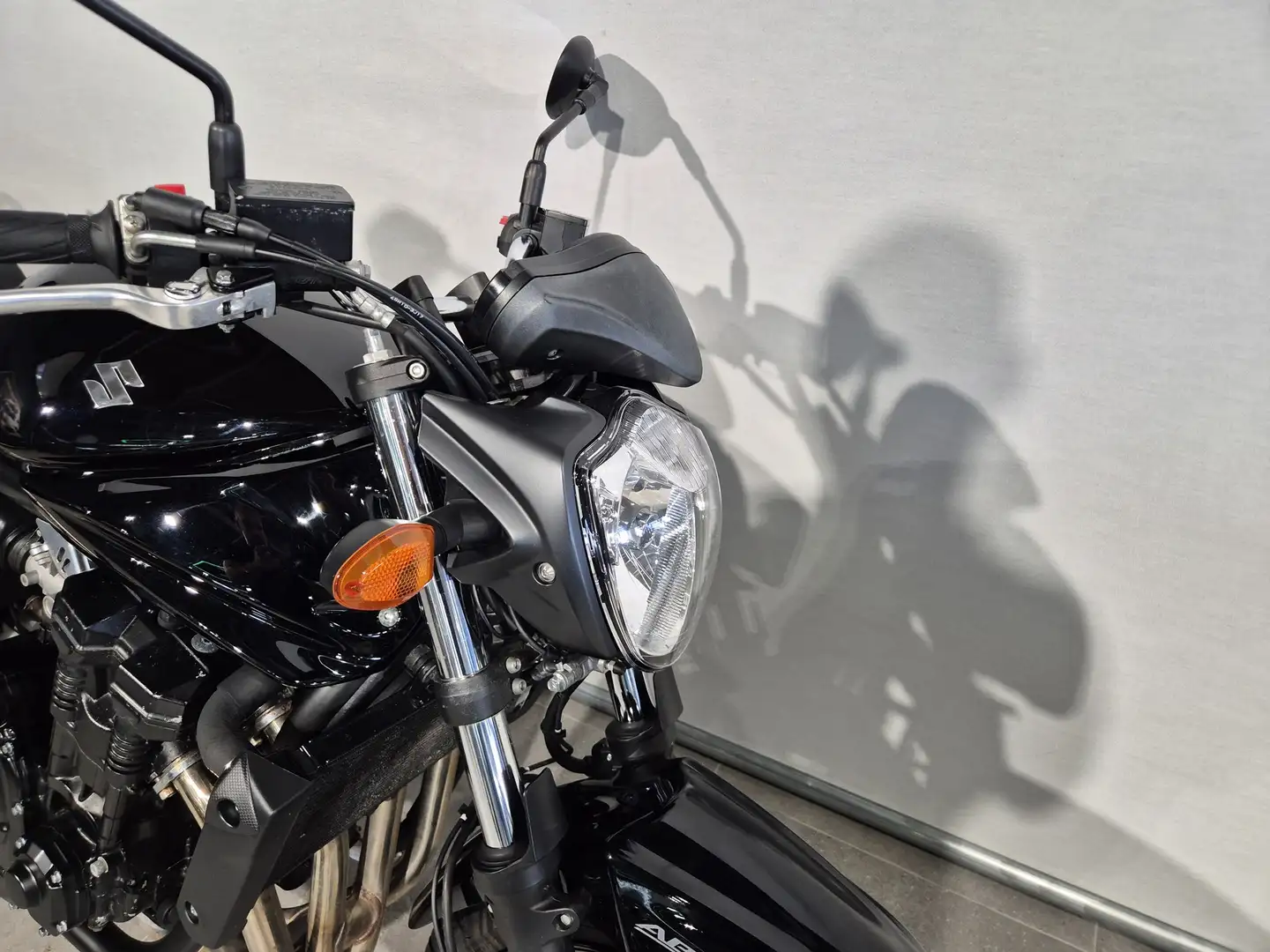 Suzuki GSF 650 ABS Zwart - 2