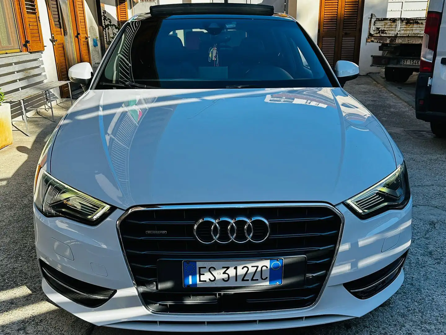 Audi A3 Sportback 2.0 tdi Edition quattro 184cv s-tronic Bianco - 1