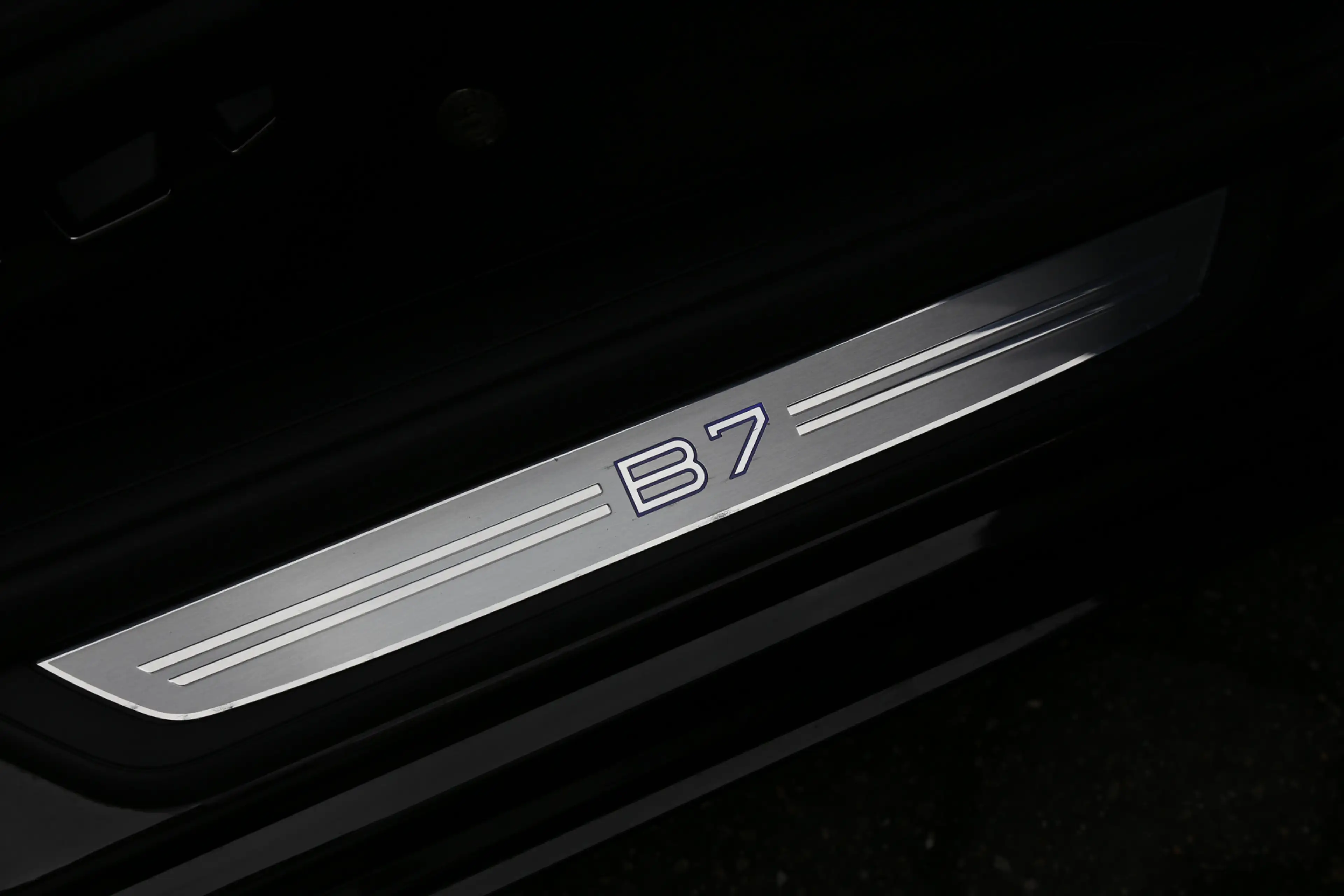 Alpina B7 BMW ALPINA BITURBO 4.4 8 Cilinder 540PK*Perfect On — photo 27