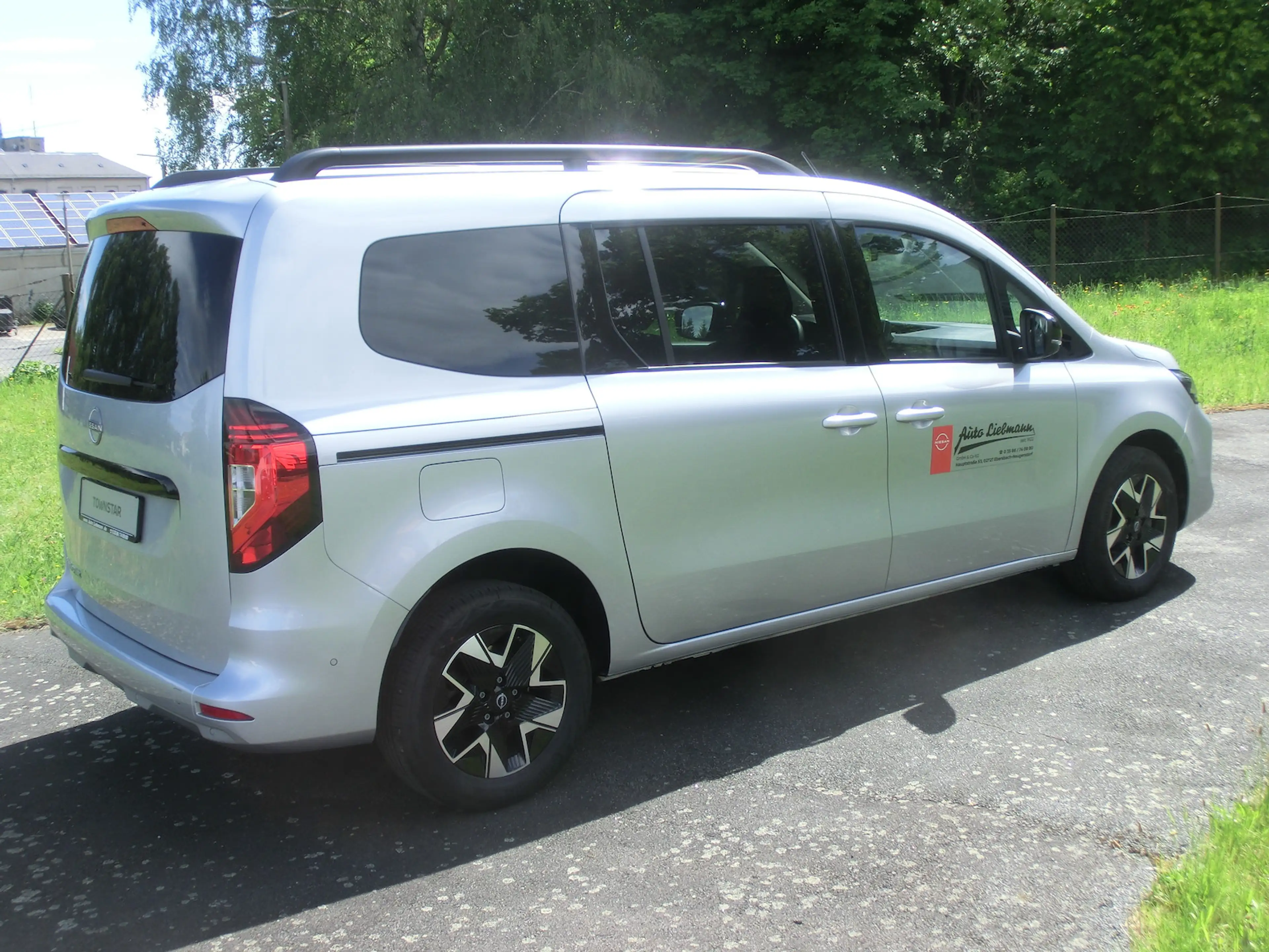 Nissan Townstar Tekna Kombi L2 7-Sitze Klima 2 Schiebetüren — photo 3