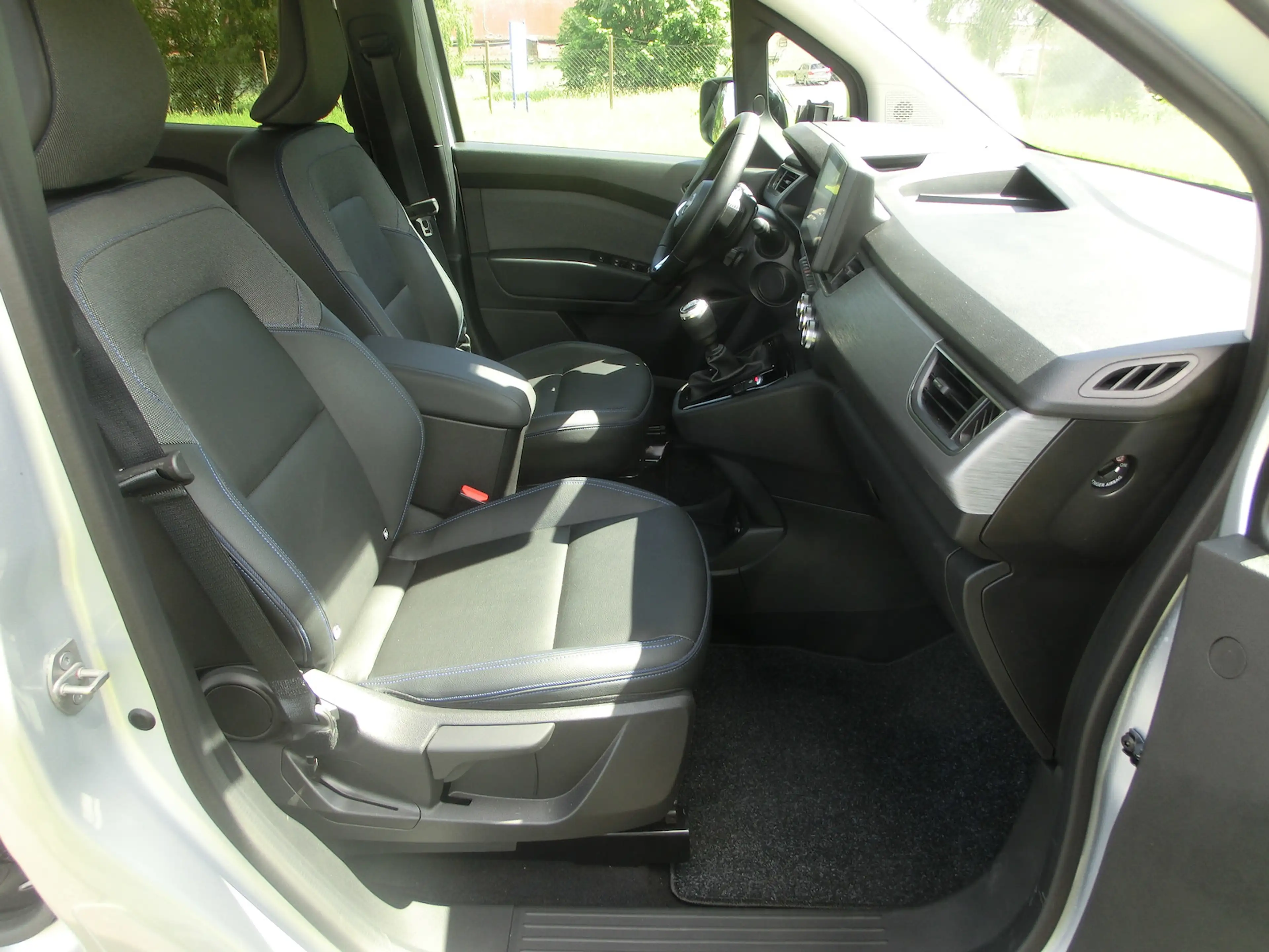 Nissan Townstar Tekna Kombi L2 7-Sitze Klima 2 Schiebetüren — photo 14