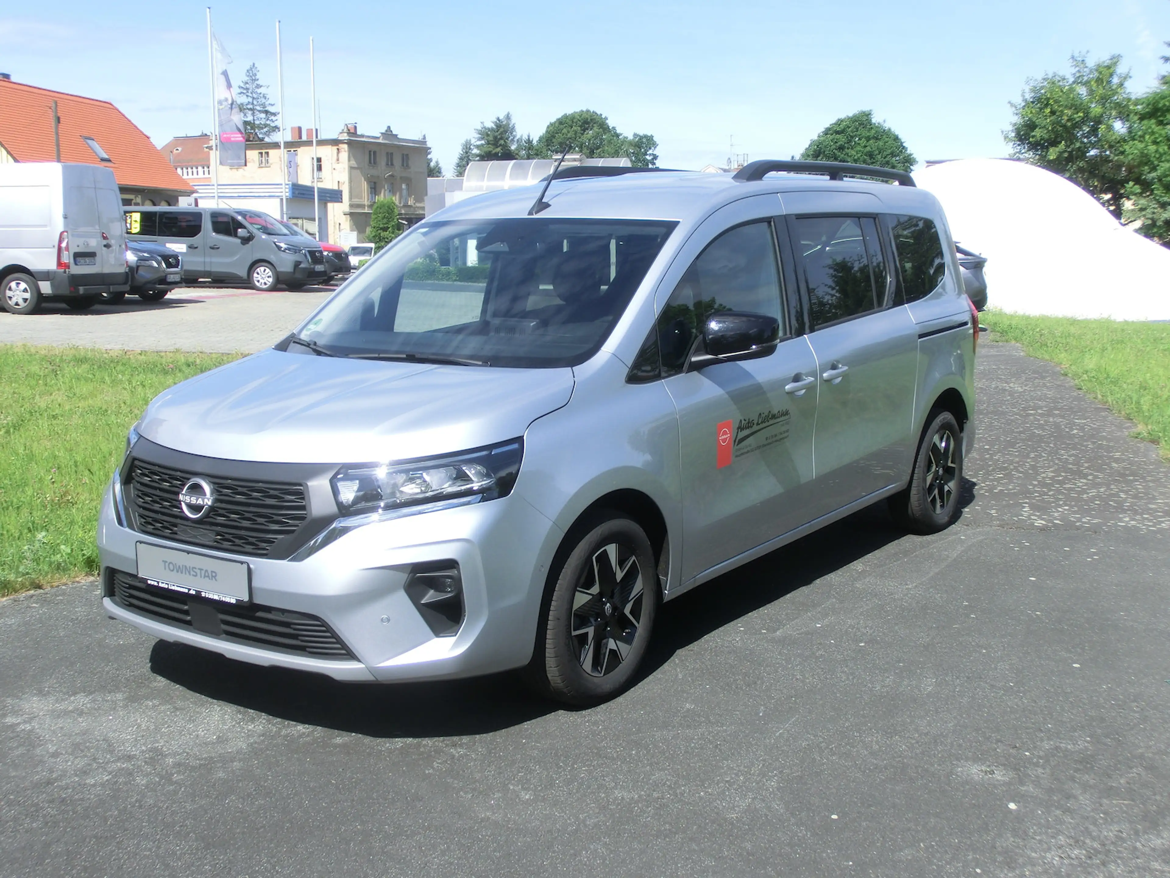 Nissan Townstar Tekna Kombi L2 7-Sitze Klima 2 Schiebetüren