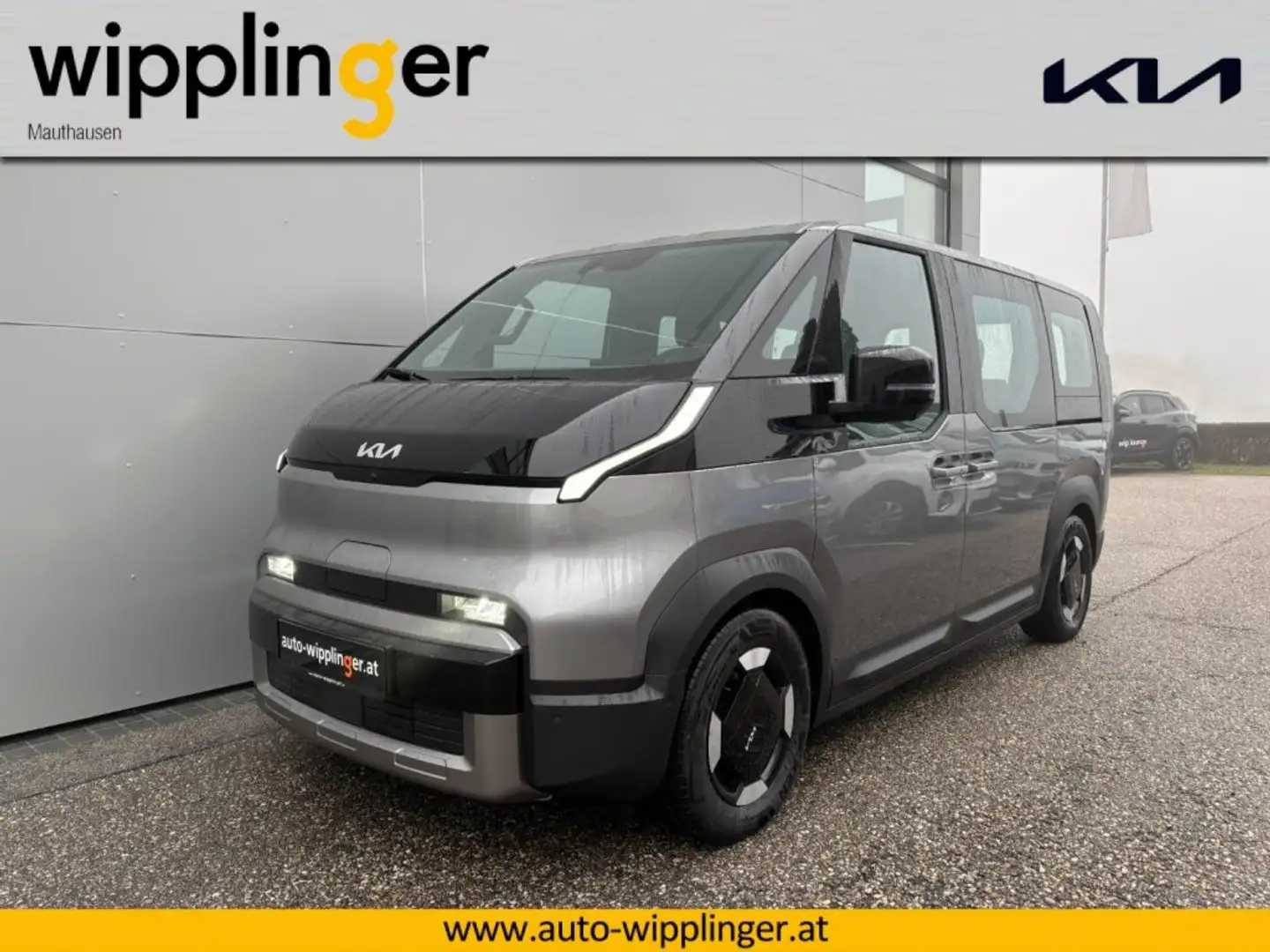 Kia PV5 Passenger PV5/5S/EARTH PLUS/71,2KWH/AT/163/P1/MY26 LP.: € 45.590,00 Grau - 1