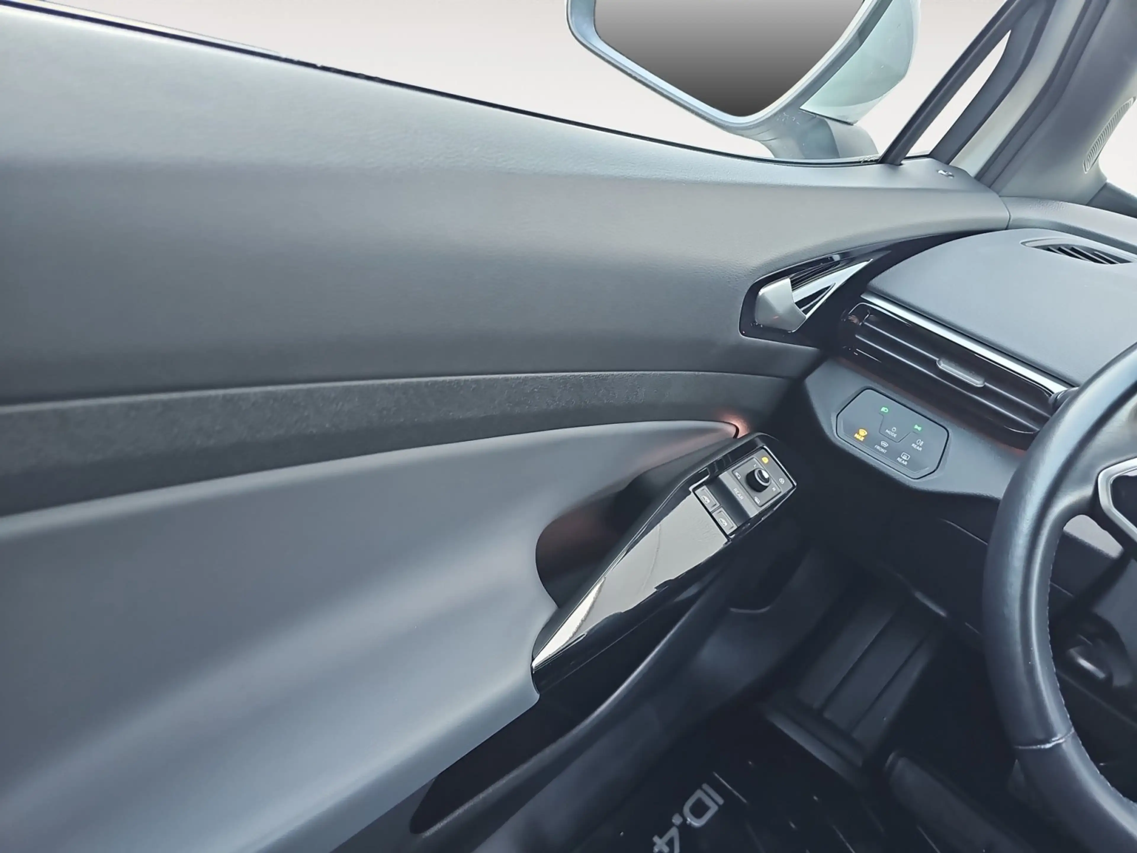 Volkswagen ID.4 Pure Performance ACC NAVI ALLWETTER SITZHZG. — photo 14