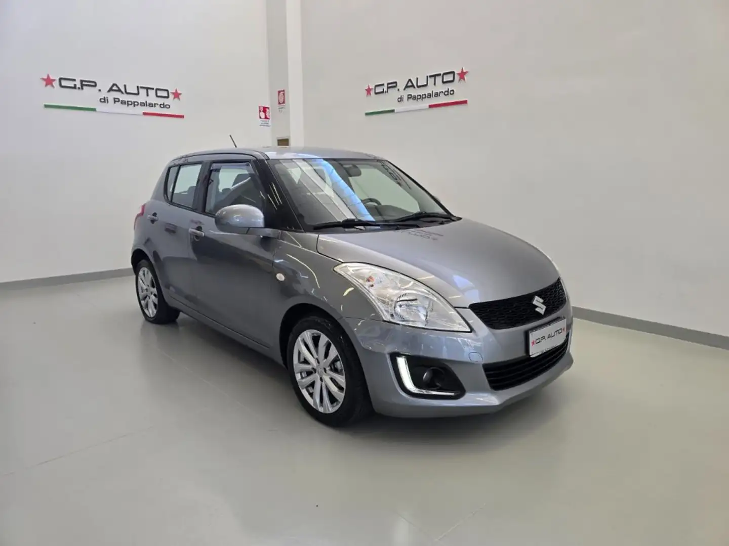 Suzuki Swift 1.2 VVT 5 porte B-Cool Grigio - 1