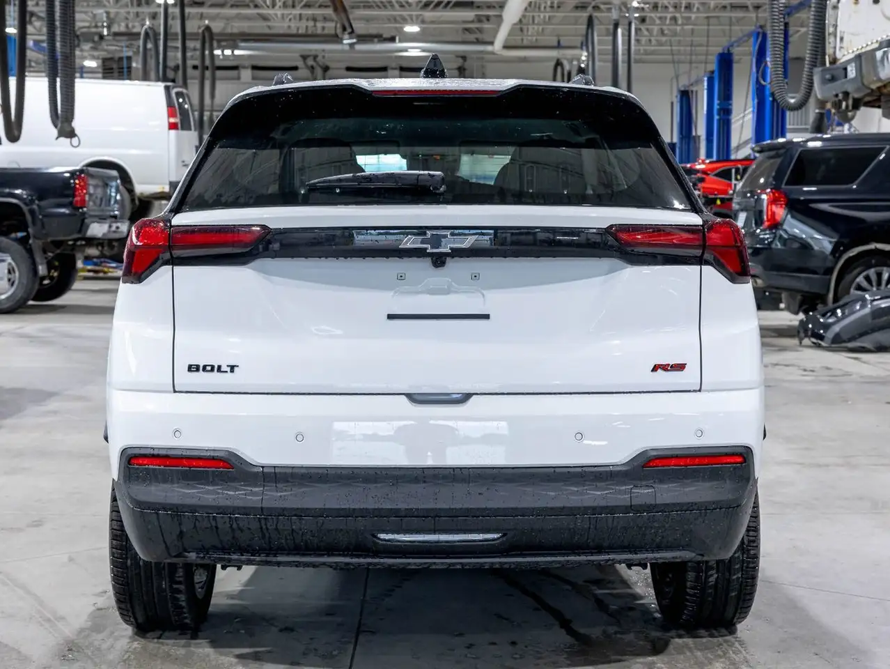 Chevrolet Bolt photo Chevrolet Bolt