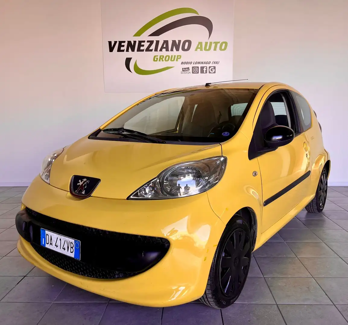 Peugeot 107 3p 1.0 12v Plaisir 2tronic - 1