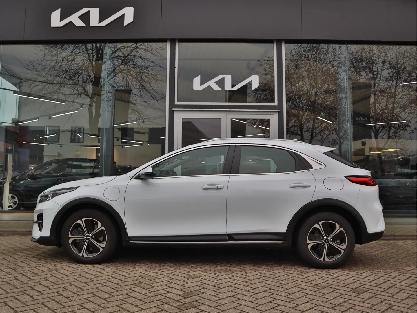 Kia XCeed 1.6 GDi PHEV Plug-In-Hybrid DynamicPlusLine | Crui Blanc - 2