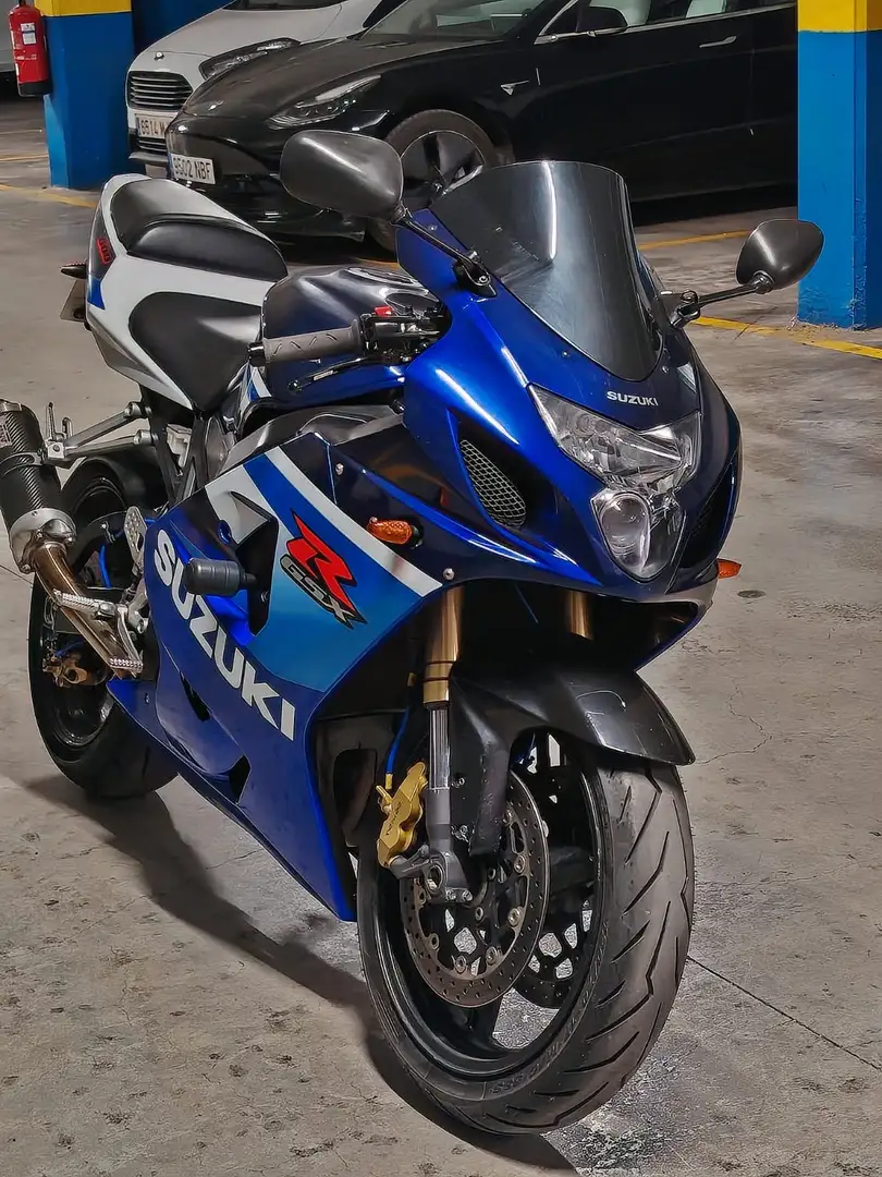 Suzuki GSX-R 600 La Moto Esta En Muy Buen Estado. - 1