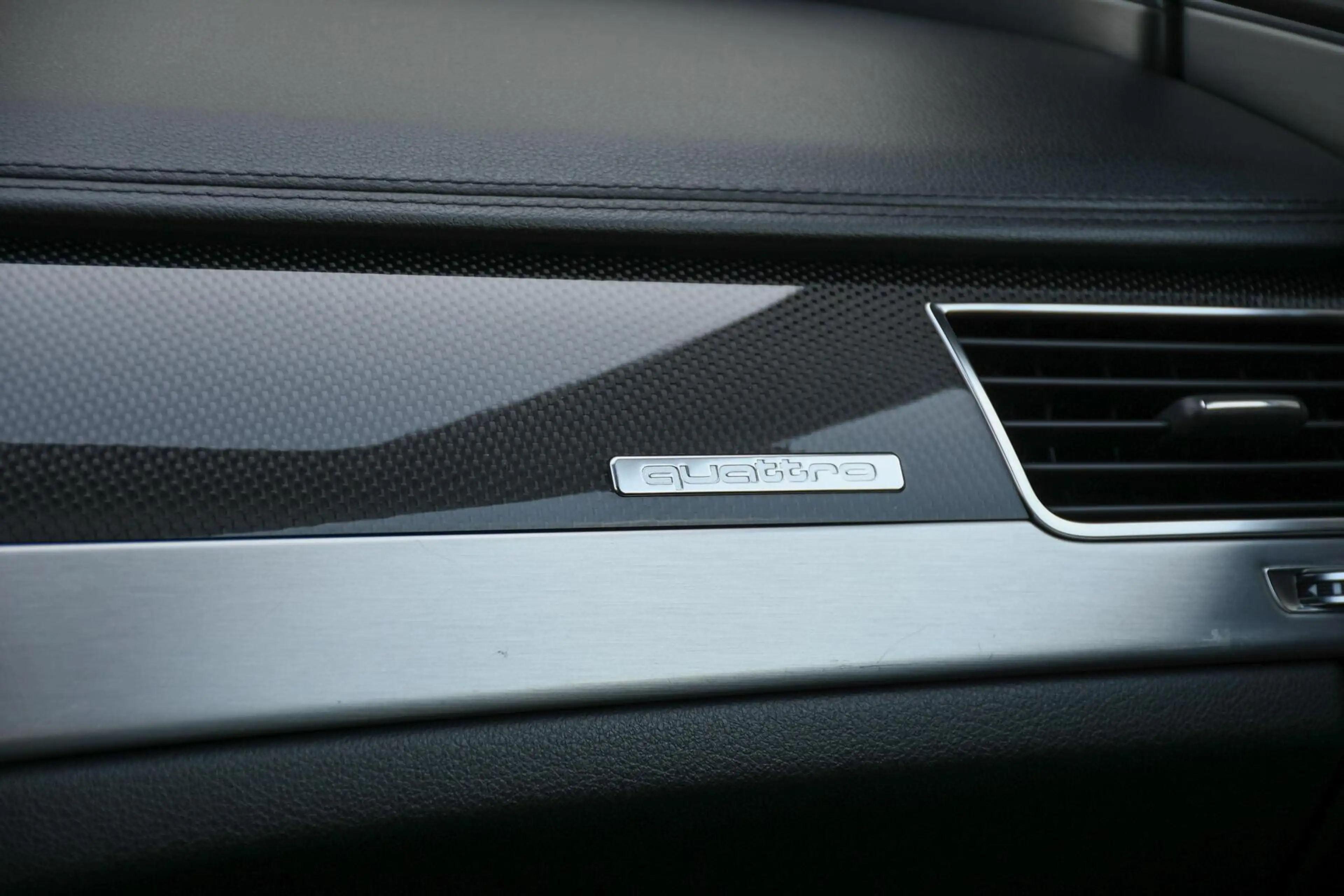 Audi S8 4.0 TFSI S8 quattro Pro Line+ Nieuwe Motor Goed on — photo 26