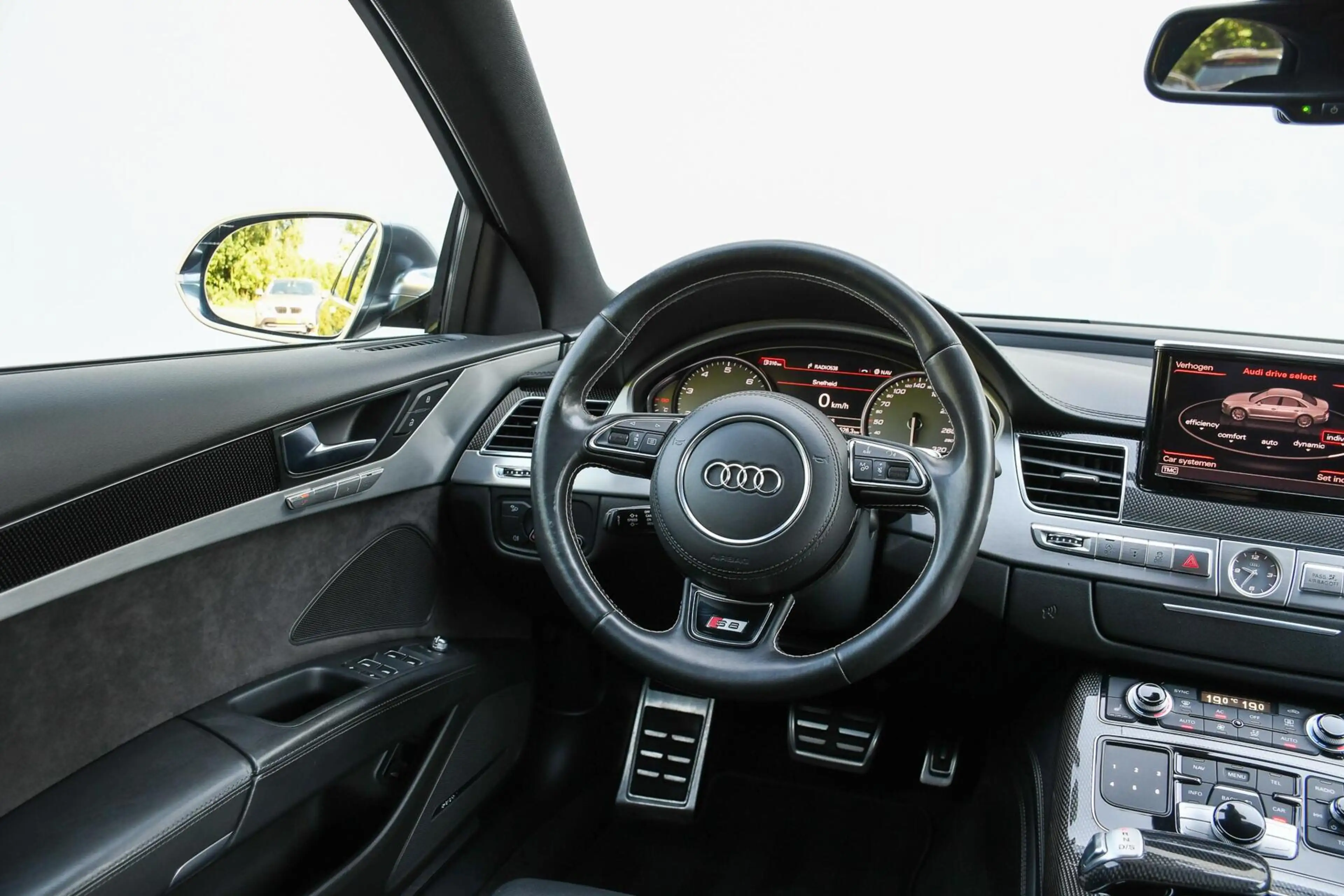 Audi S8 4.0 TFSI S8 quattro Pro Line+ Nieuwe Motor Goed on — photo 8