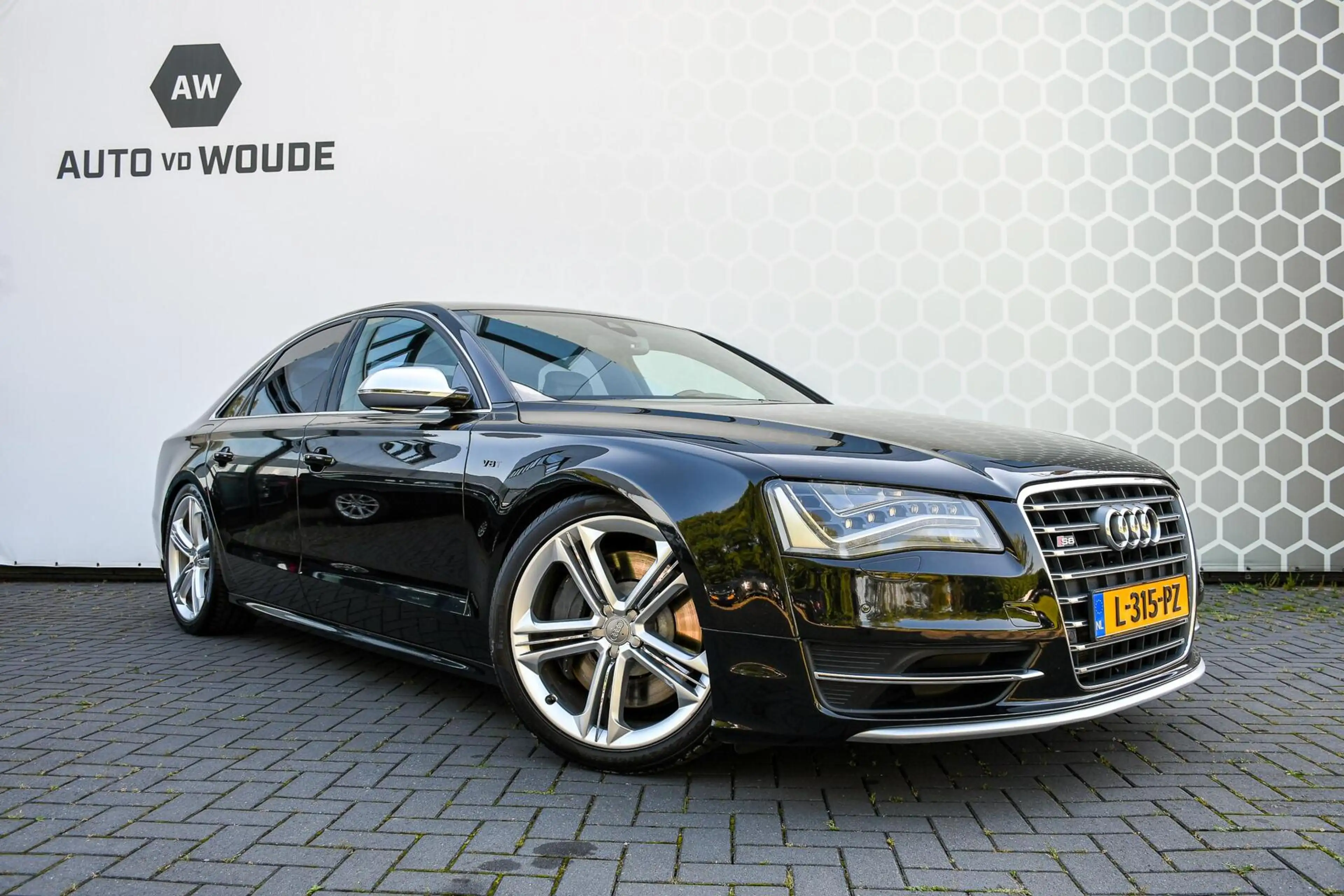 Audi S8 4.0 TFSI S8 quattro Pro Line+ Nieuwe Motor Goed on — photo 4