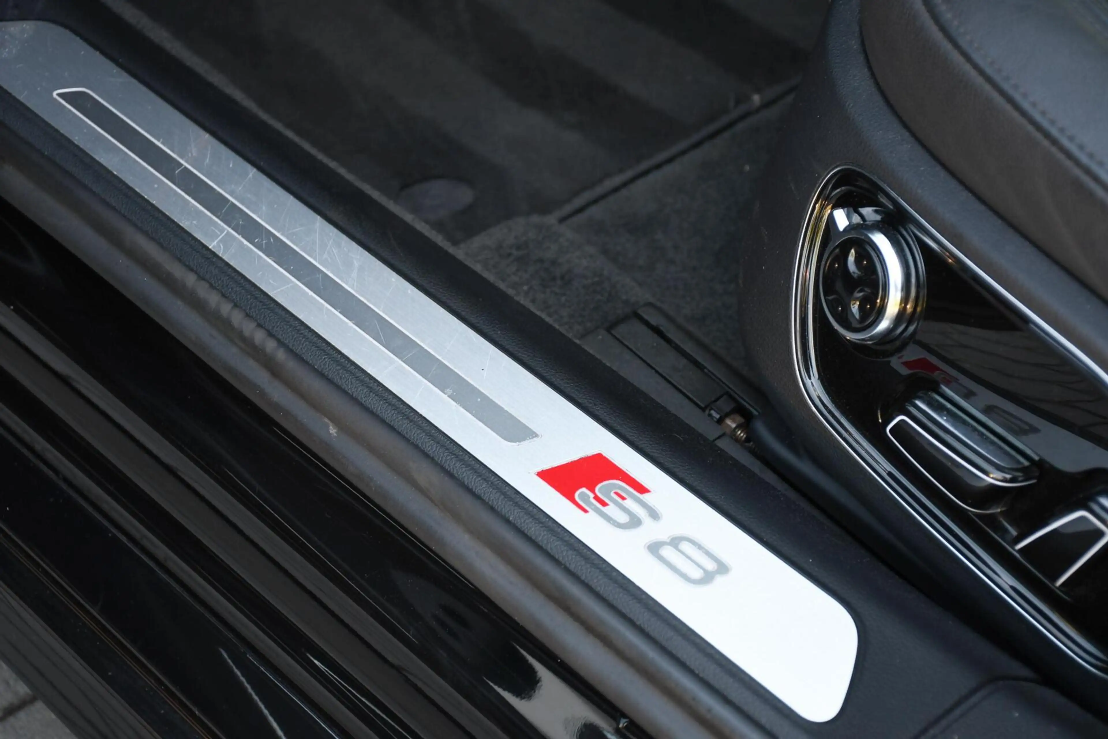 Audi S8 4.0 TFSI S8 quattro Pro Line+ Nieuwe Motor Goed on — photo 46