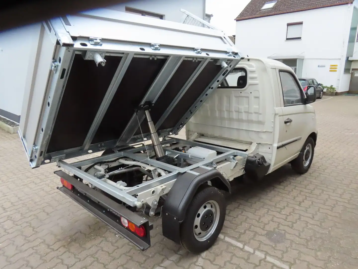 Piaggio Porter NP6 TW, 3 Seitenkipper, AHK Blanc - 1