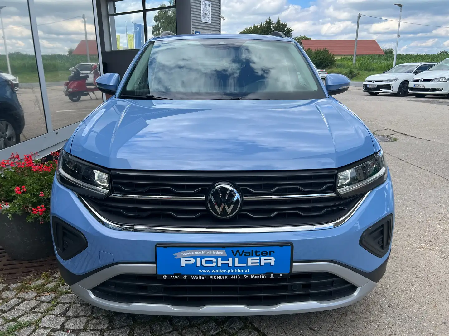 Volkswagen T-Cross Life TSI Blau - 2