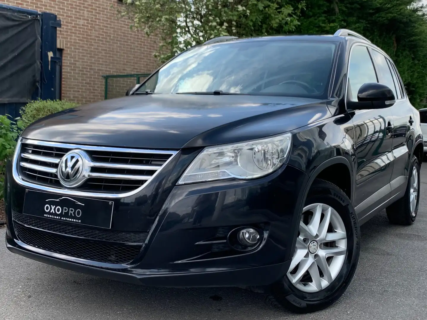 Volkswagen Tiguan 2.0TDI / Cuir / Gps / Clim Auto / PRIX EMPORTER / Nero - 1