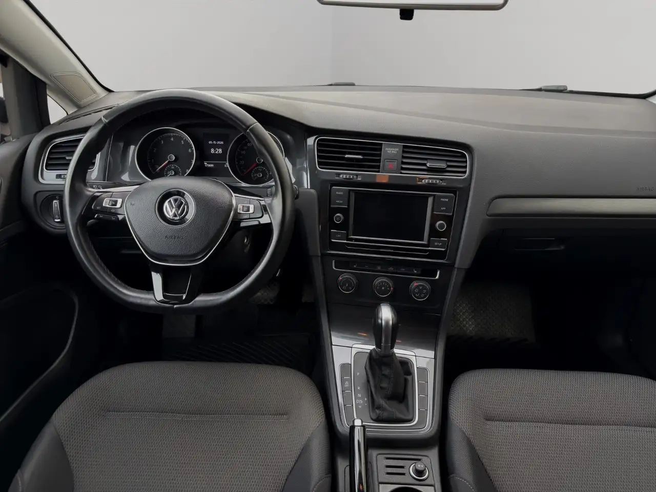 Volkswagen Golf снимка Volkswagen Golf