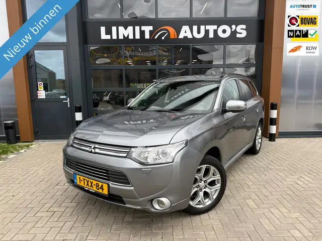 2014 Mitsubishi Outlander in Grey for sale