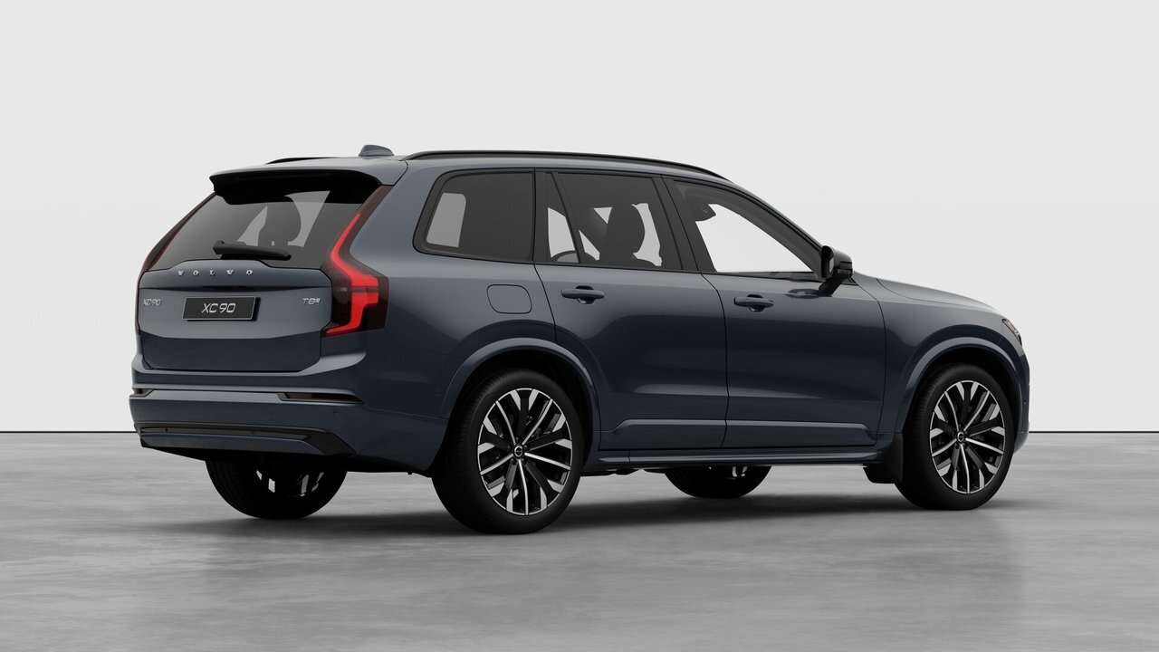 2026 Volvo XC90 T8 AWD Ultra Dark Theme 7-Seater alt 4