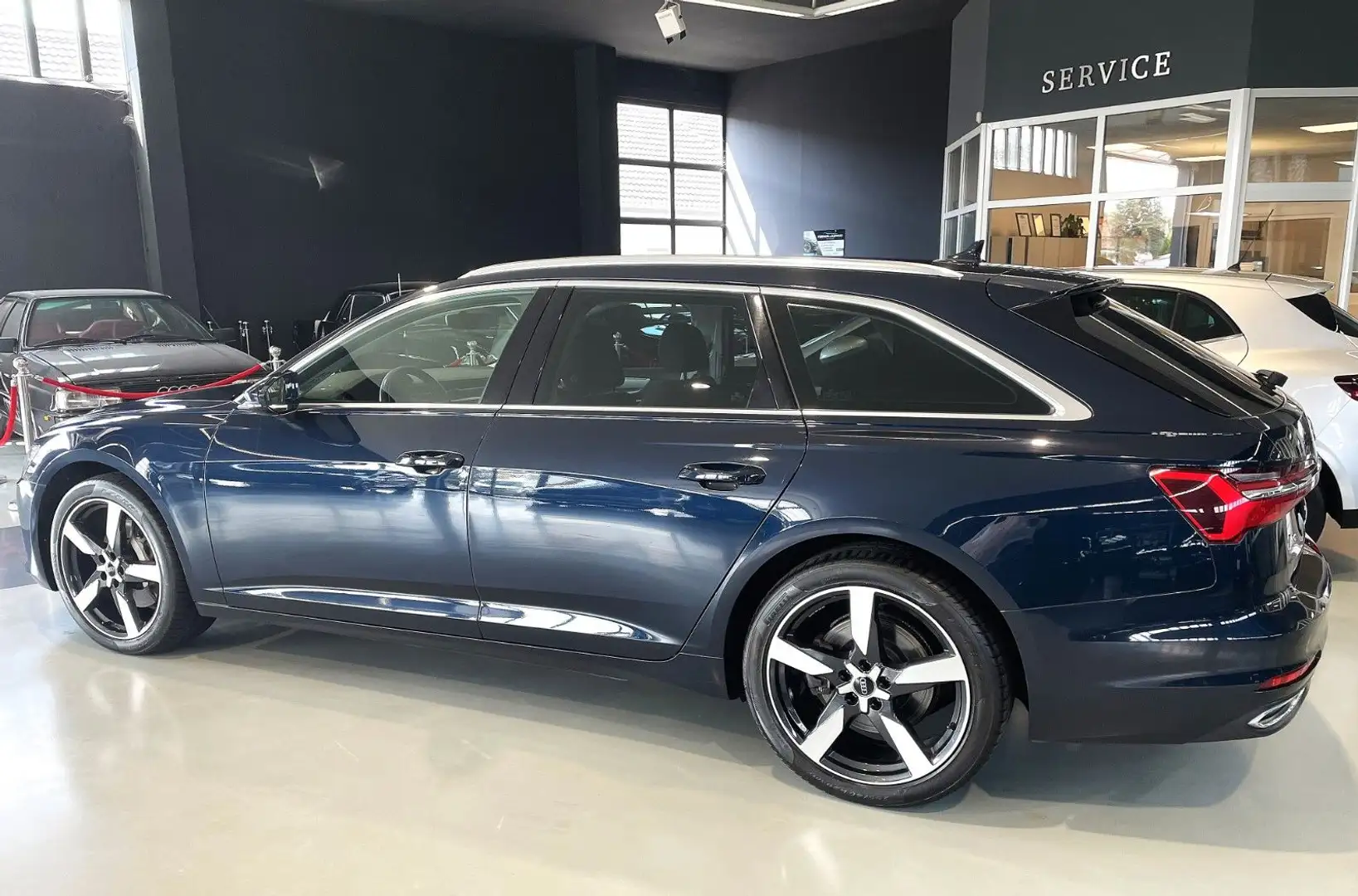 Audi A6 Avant 45TDI quattro Sport AHK,Rfkam,LED,SOUND Blau - 2