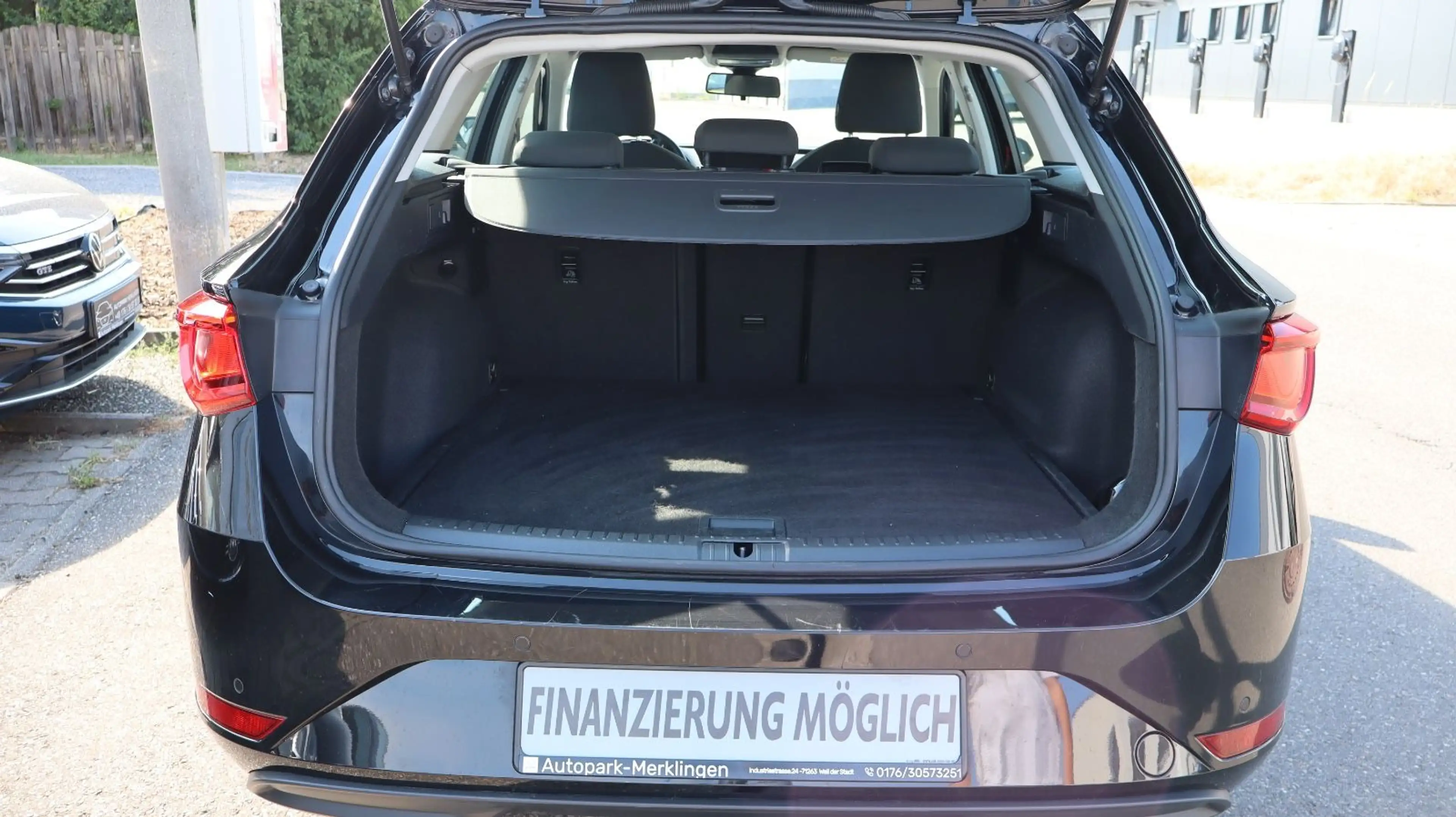 SEAT Leon Sportstourer Style — photo 9