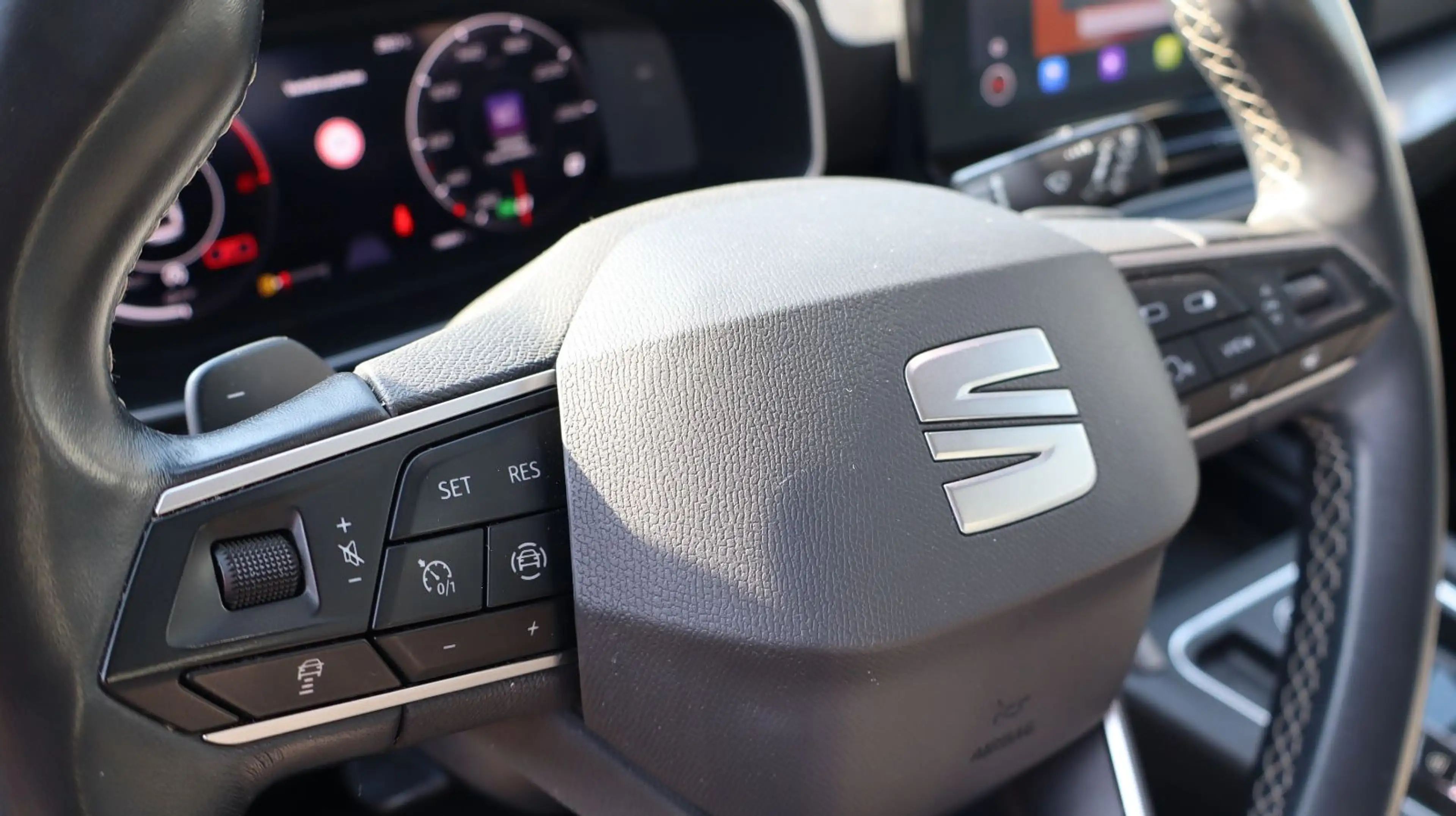 SEAT Leon Sportstourer Style — photo 14