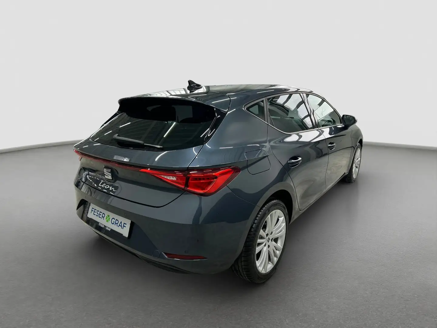 SEAT Leon Style 2.0 TDI DSG LED*PDC*FULL-LINK*SH*LM - 2