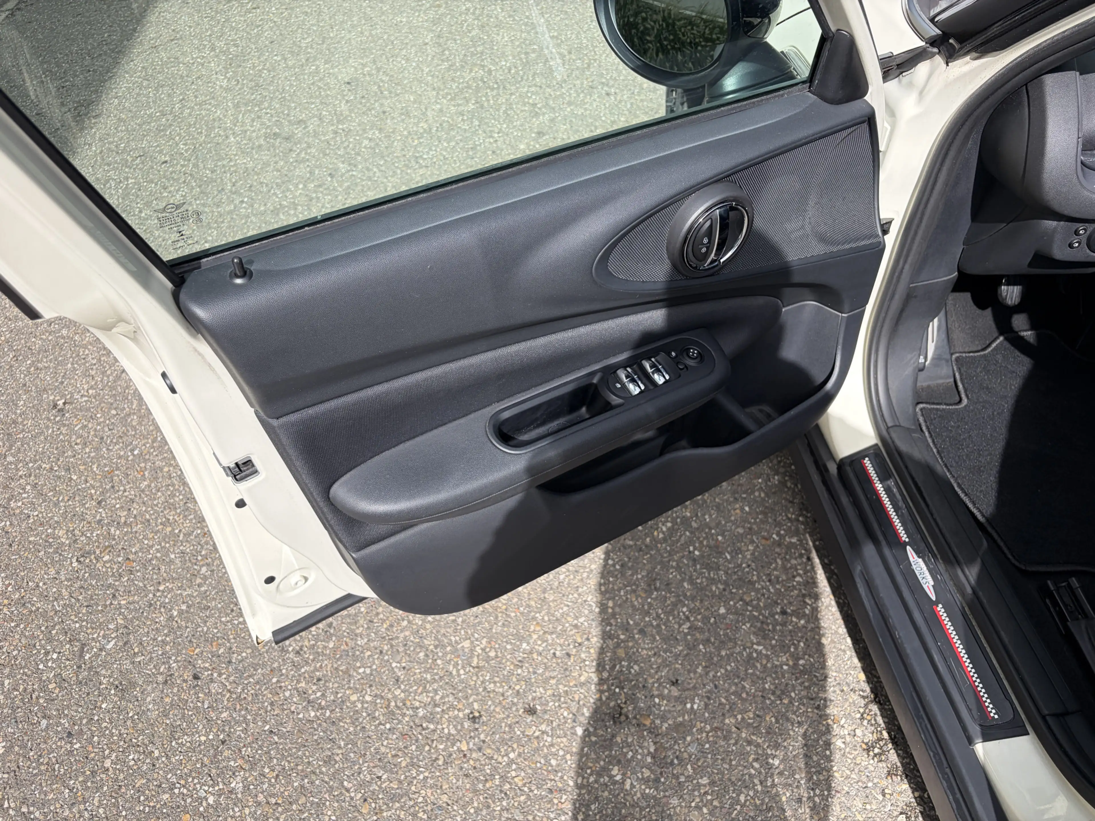 MINI Cooper Clubman 1.5 Salt Business / PANORAMADAK / NAVI / CRUISE / — photo 6
