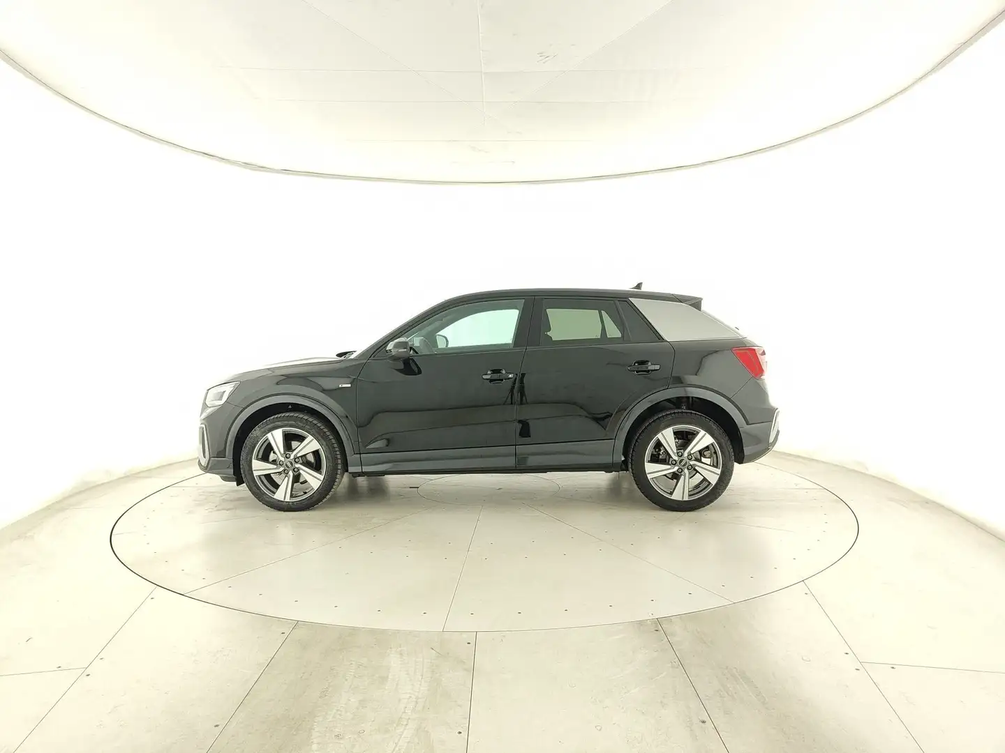 Audi Q2 35 TFSI S tronic S line Edition - MATRIX+CERCHI 1 Černá - 2