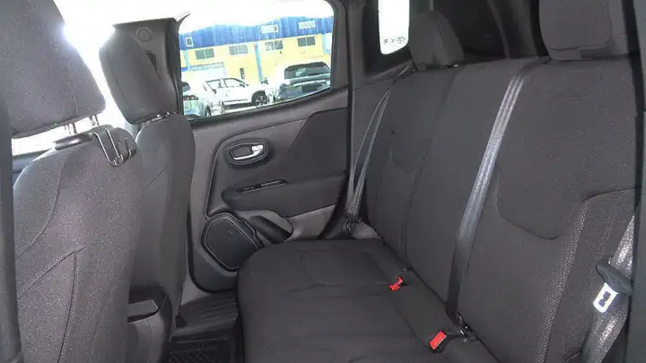 Jeep Renegade 2021, foto 5