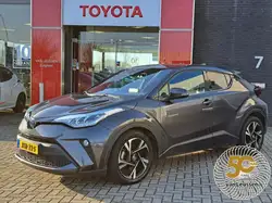 Toyota C-HR Alarm, Getinte ramen, Garantie, LED verlichting, Mistlampen, Regensensor, Adaptieve Cruise Control, ABS