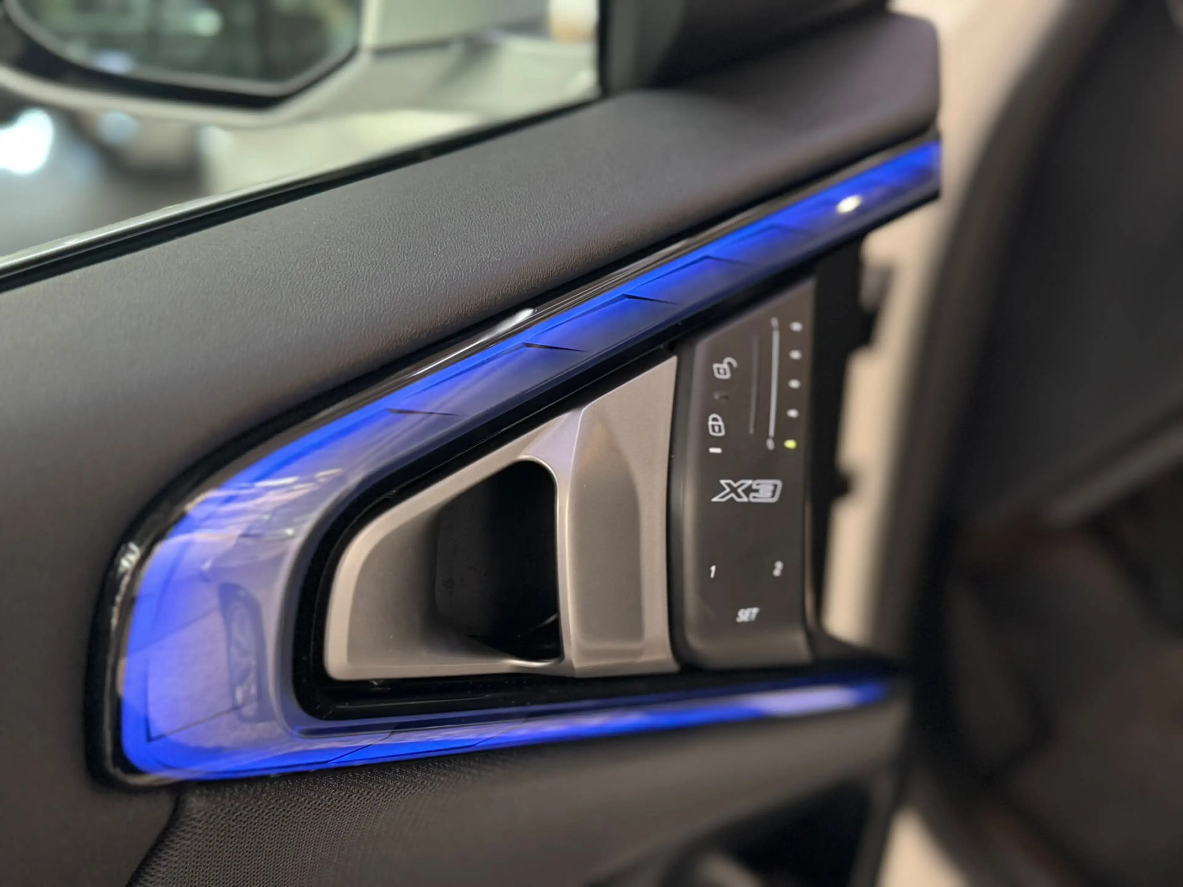 BMW X3 20 d xDrive Mem.LED Park Amb.LiveCockpit Spur — photo 11